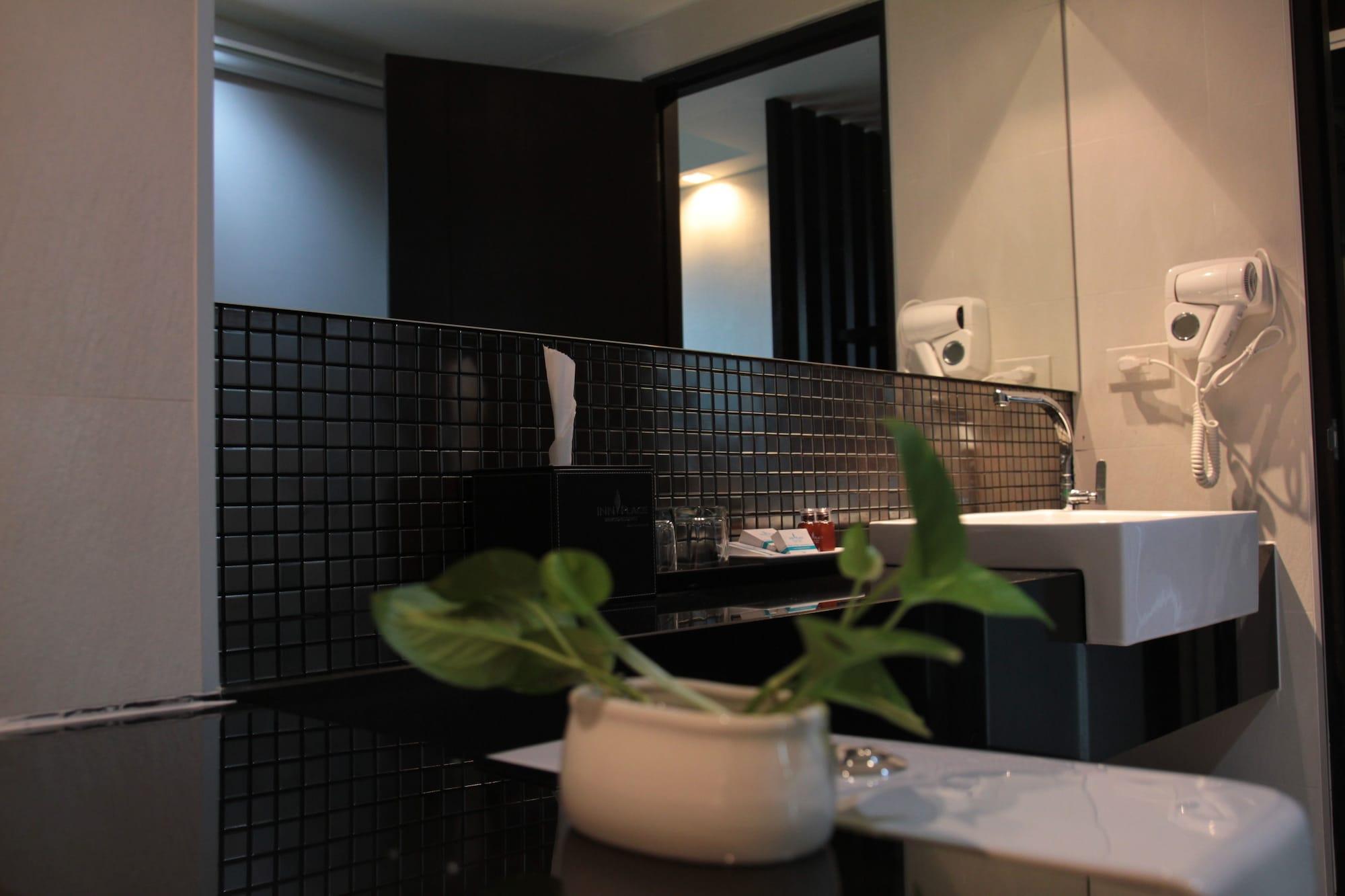 Inn Place Serviced Residence Pattaya Exterior foto
