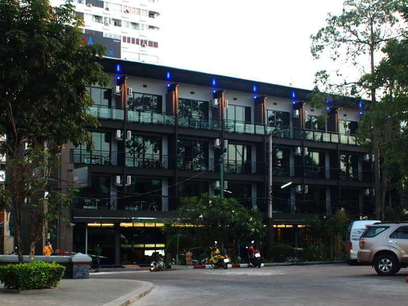 Inn Place Serviced Residence Pattaya Exterior foto