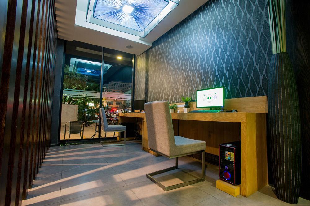 Inn Place Serviced Residence Pattaya Exterior foto