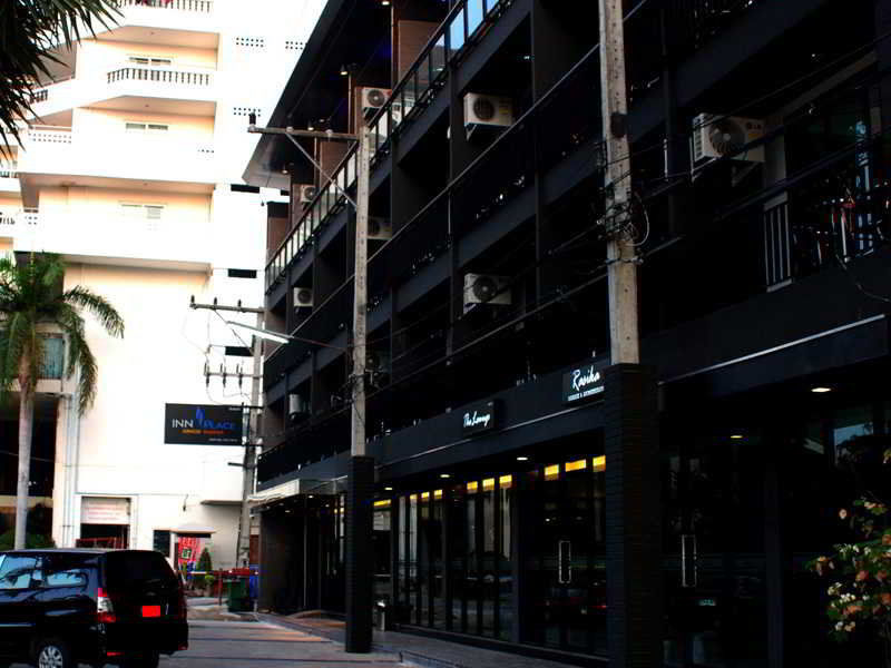 Inn Place Serviced Residence Pattaya Exterior foto